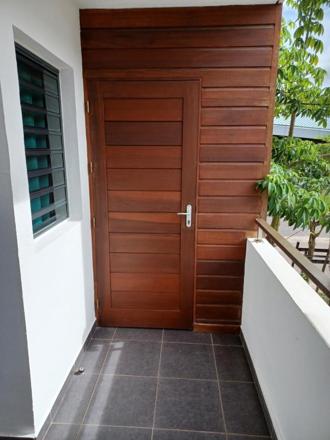 Hibiscus Standing- Appartement Cosy- 2 Chambres Climatisees- Cuisine Equipee- Wifi-Terrasse Cayenne Luaran gambar
