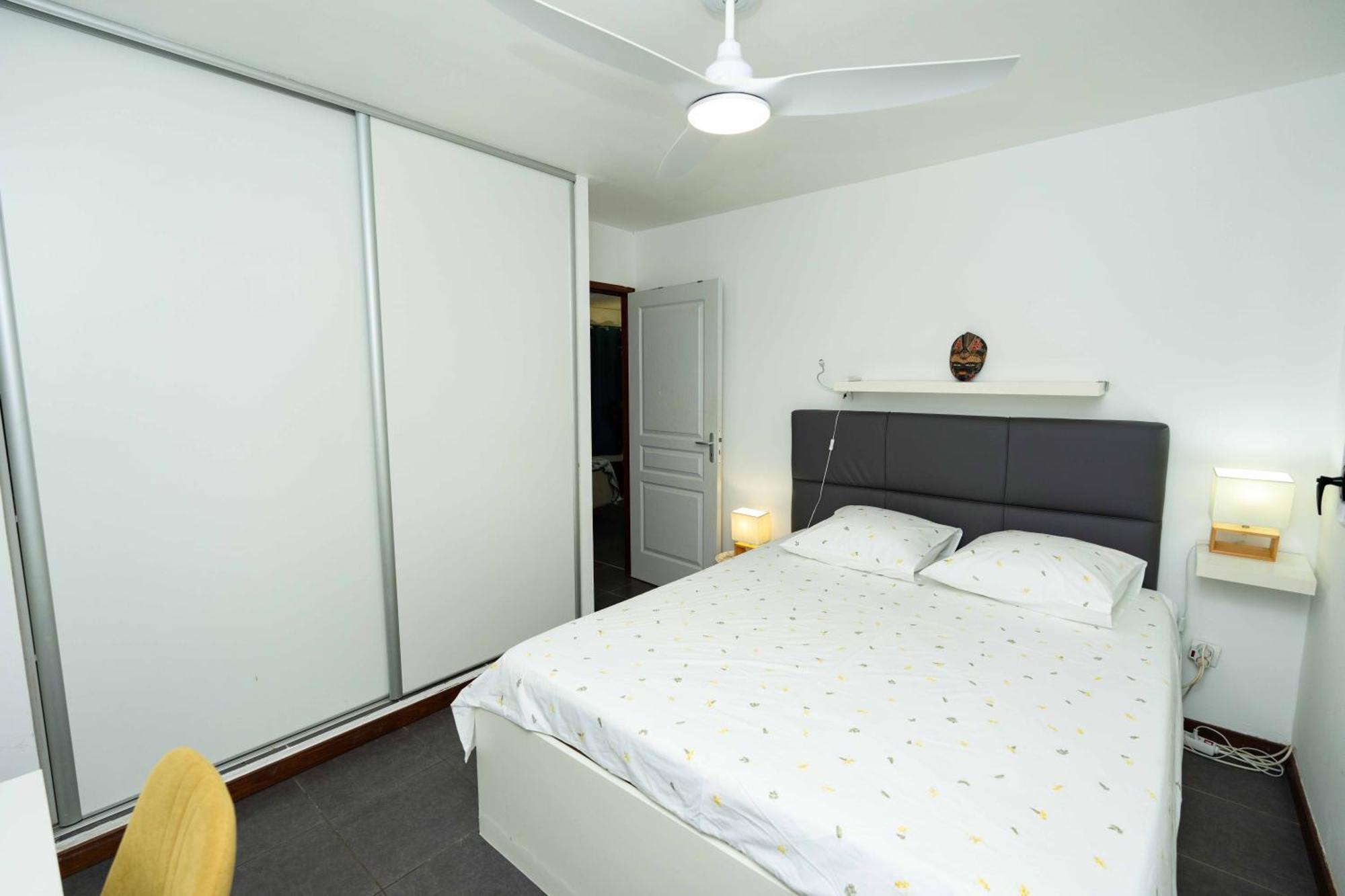 Hibiscus Standing- Appartement Cosy- 2 Chambres Climatisees- Cuisine Equipee- Wifi-Terrasse Cayenne Luaran gambar